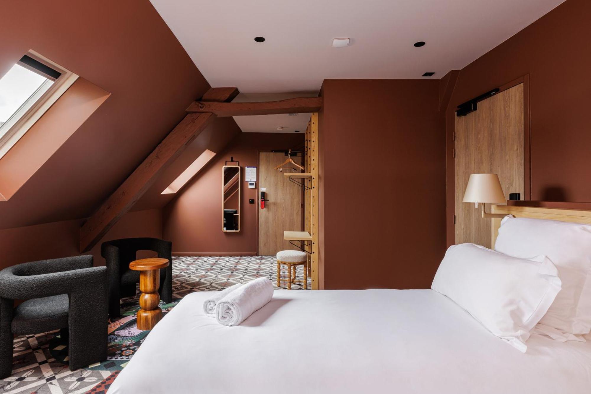 Hotel Cloitre - Entree Autonome, Reception En Ligne - Encore Mieux Orleans Exterior photo