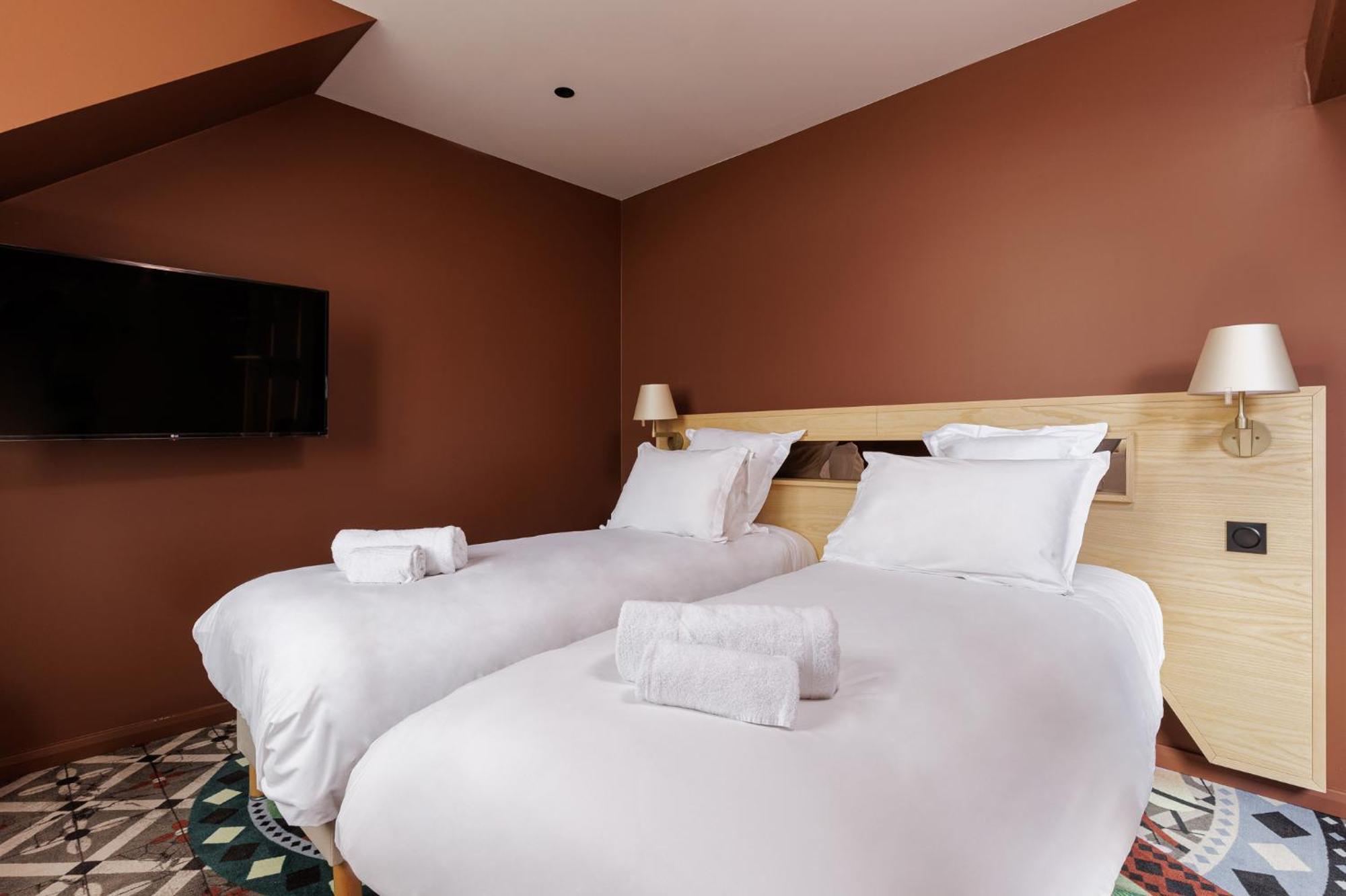 Hotel Cloitre - Entree Autonome, Reception En Ligne - Encore Mieux Orleans Exterior photo