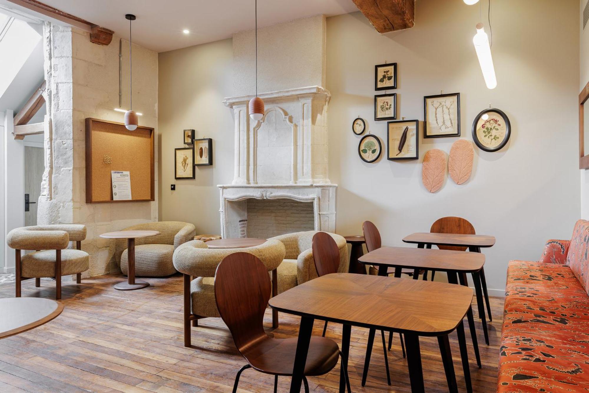 Hotel Cloitre - Entree Autonome, Reception En Ligne - Encore Mieux Orleans Exterior photo