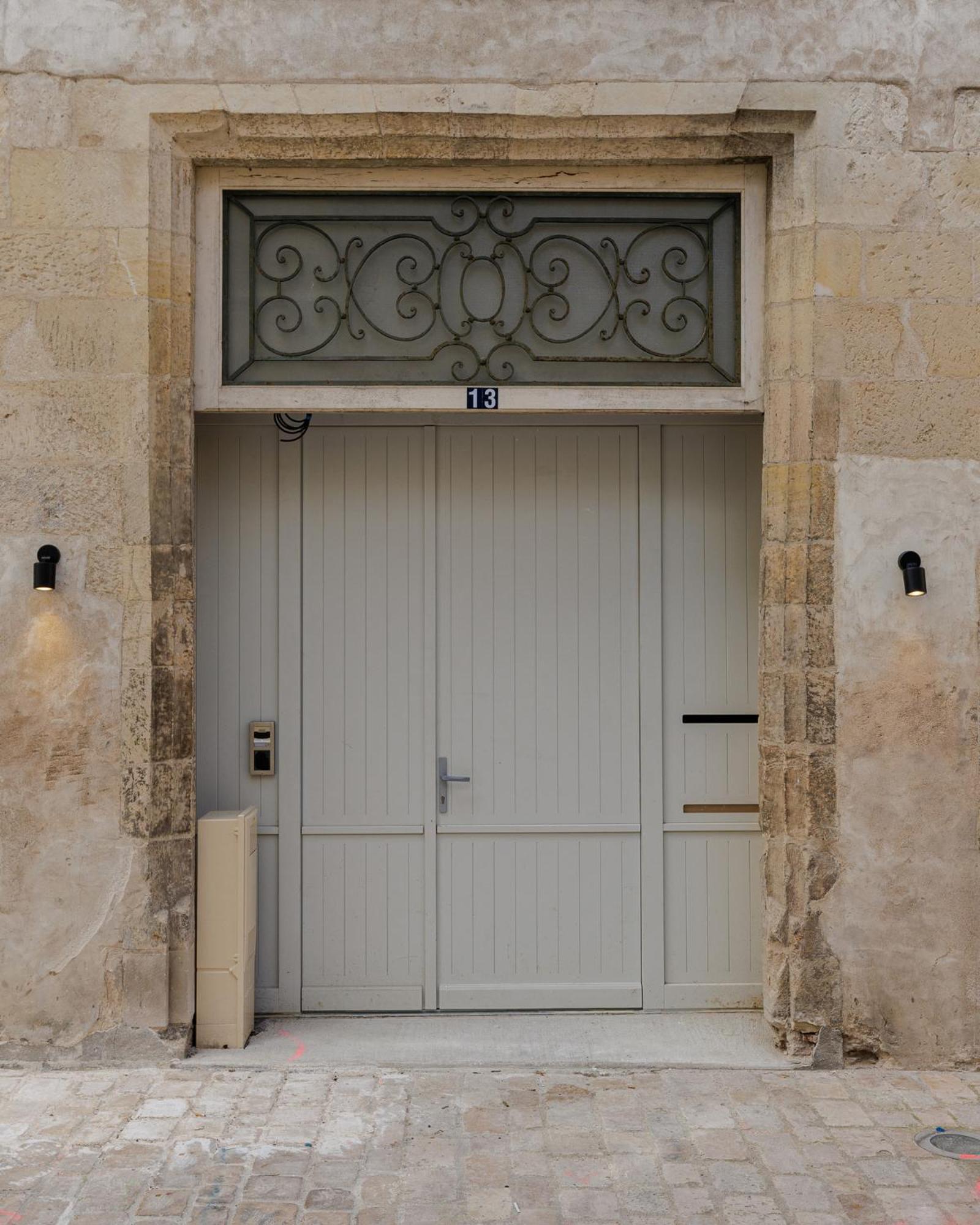 Hotel Cloitre - Entree Autonome, Reception En Ligne - Encore Mieux Orleans Exterior photo